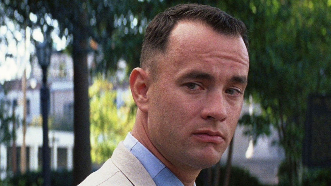 Tom Hanks protagoniza Forrest Gump, dirigida por Robert Zemeckis.  Estará dirigida por Pinocho.