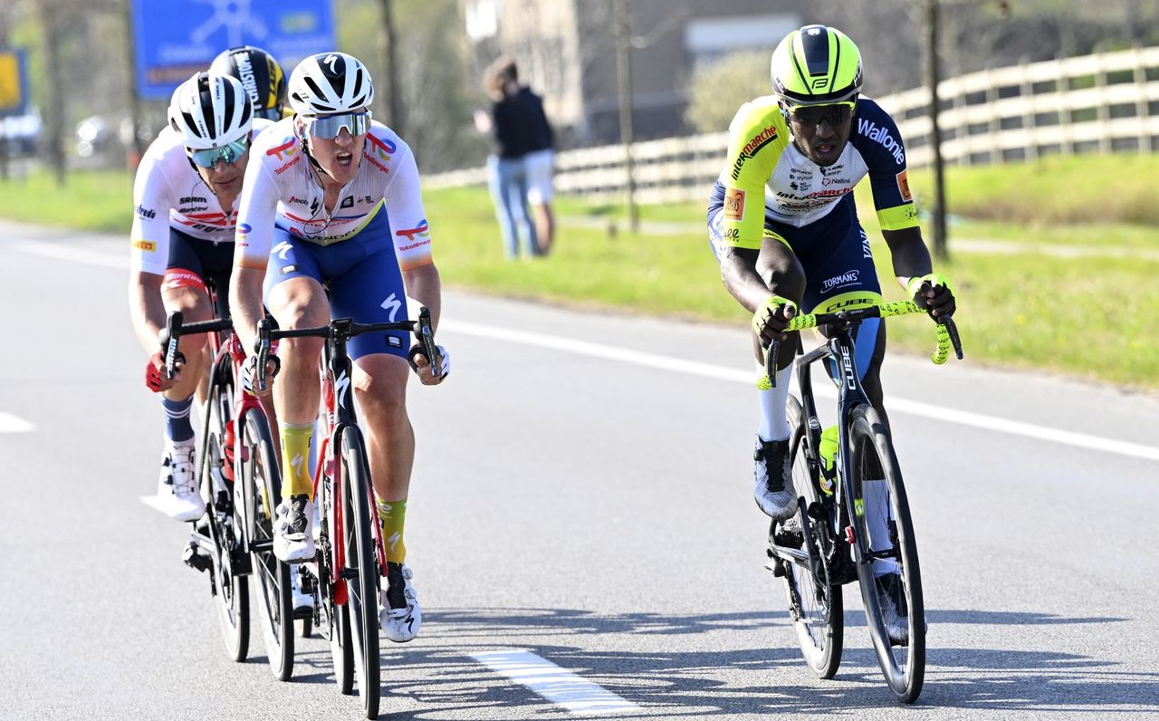 Gent Wevelgem 2022 84th Edition Ypres Wevelgem 2488 km 27032022 Dries Van Gestel BEL Totalenergies Jasper Stuyven BEL Trek Segafredo Biniam Girmay ERI Intermarch Wanty Gobert Matriaux photo Vincent KalutPNSprintCyclingAgency2022