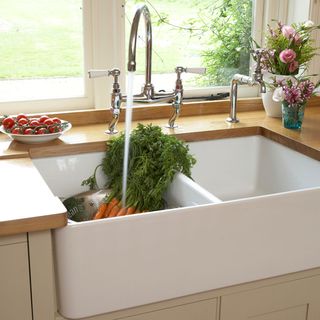 butlers sink with carrot and tap