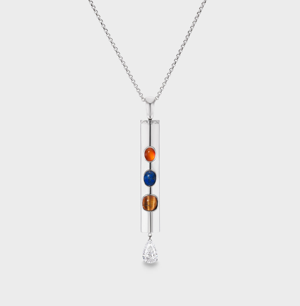 Mom Necklace in Silver