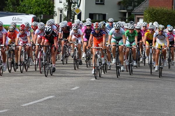 The bunch did not look concerned about the break of three with twenty five kilometres to go