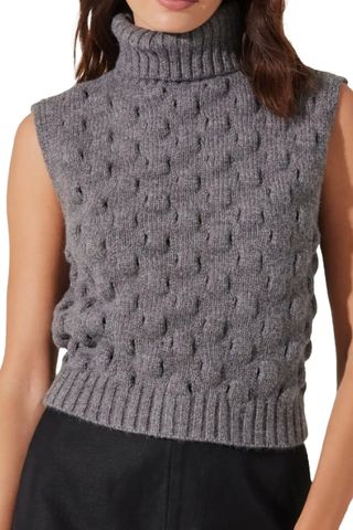 Pattern Turtleneck Sweater Vest