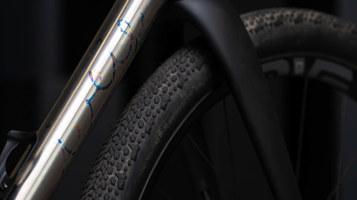 Enve Builders Roundup 2022 - Weis Hammer Gravel Ti