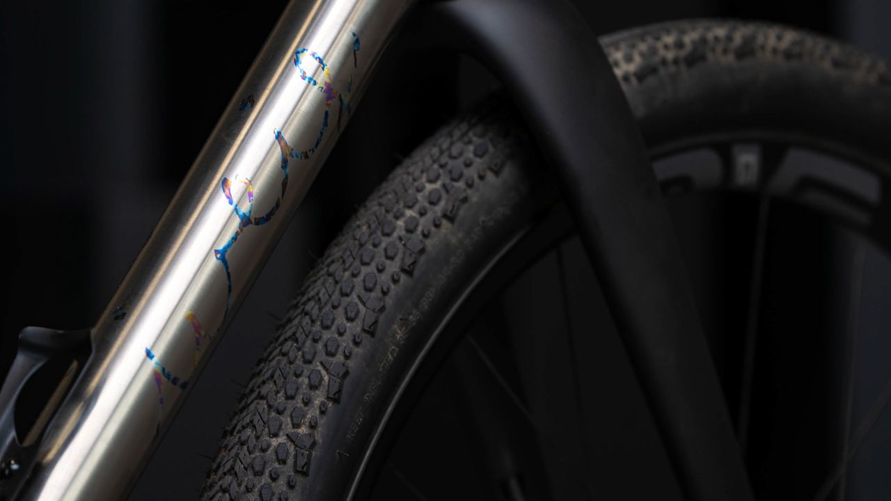Enve Builders Roundup 2022 - Weis Hammer Gravel Ti