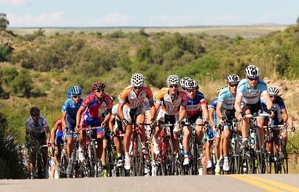 Omega Pharma-Quick Step) set the pace early on.