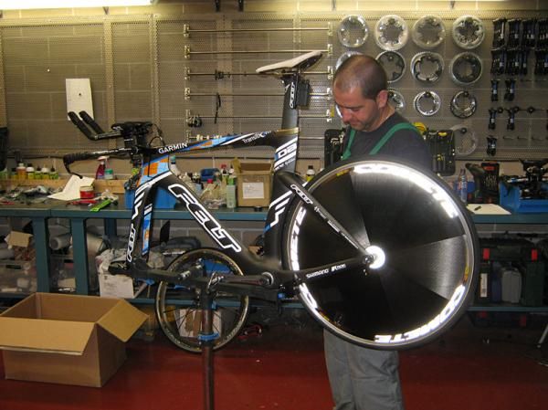 Getting the TT bikes ready ahead of the Vuelta's opening team time trial