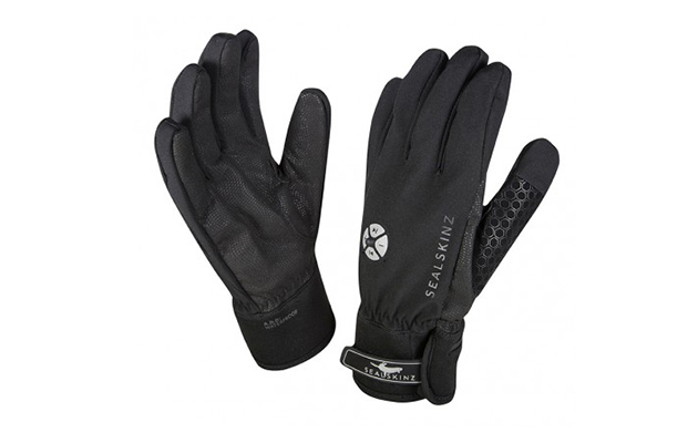 Smartphone-Gloves-01.jpg