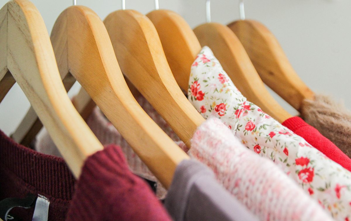 Organizing clothes: 10 ways to refine your style