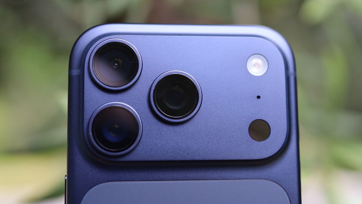 T-Mobile vs AT&T vs Verizon: which carrier has the best phone deals this Black Friday?