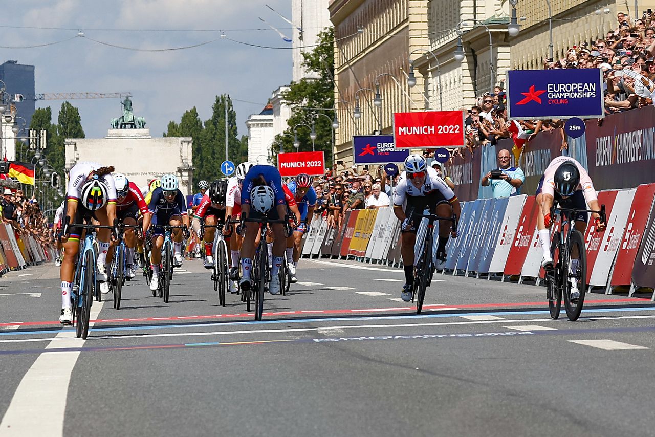 European Championships Munich 2022 - 2022 UEC Road Elite European Championships - Women's Road Race - 21/08/2022 - Lorena Wiebes (NED) - photo Luca Bettini/UEC/SprintCyclingAgency&Acirc;&copy;2022