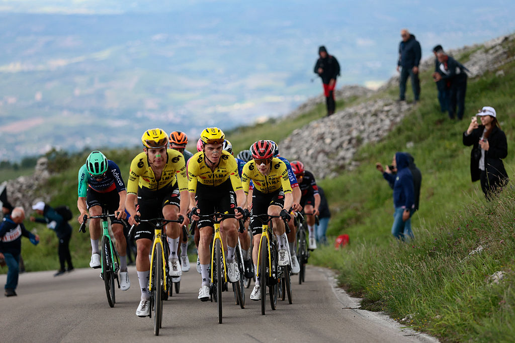 Jonas Vingegaard (R) rides in the pack during the 7th stage of the Giro d'Italia 