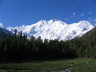 tallest-mountains-nanga-parbat-100809-02