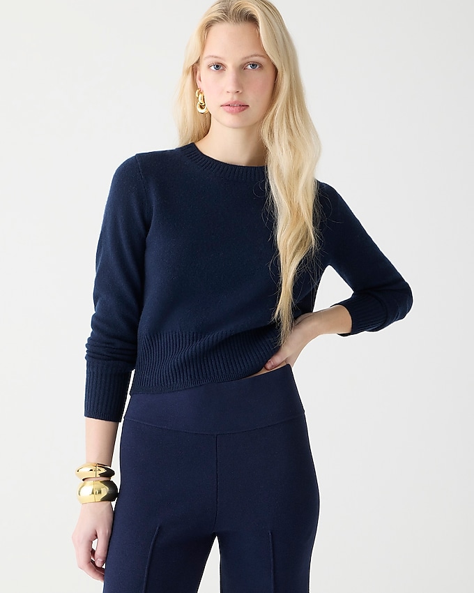 Cashmere shrunken crew neck sweater