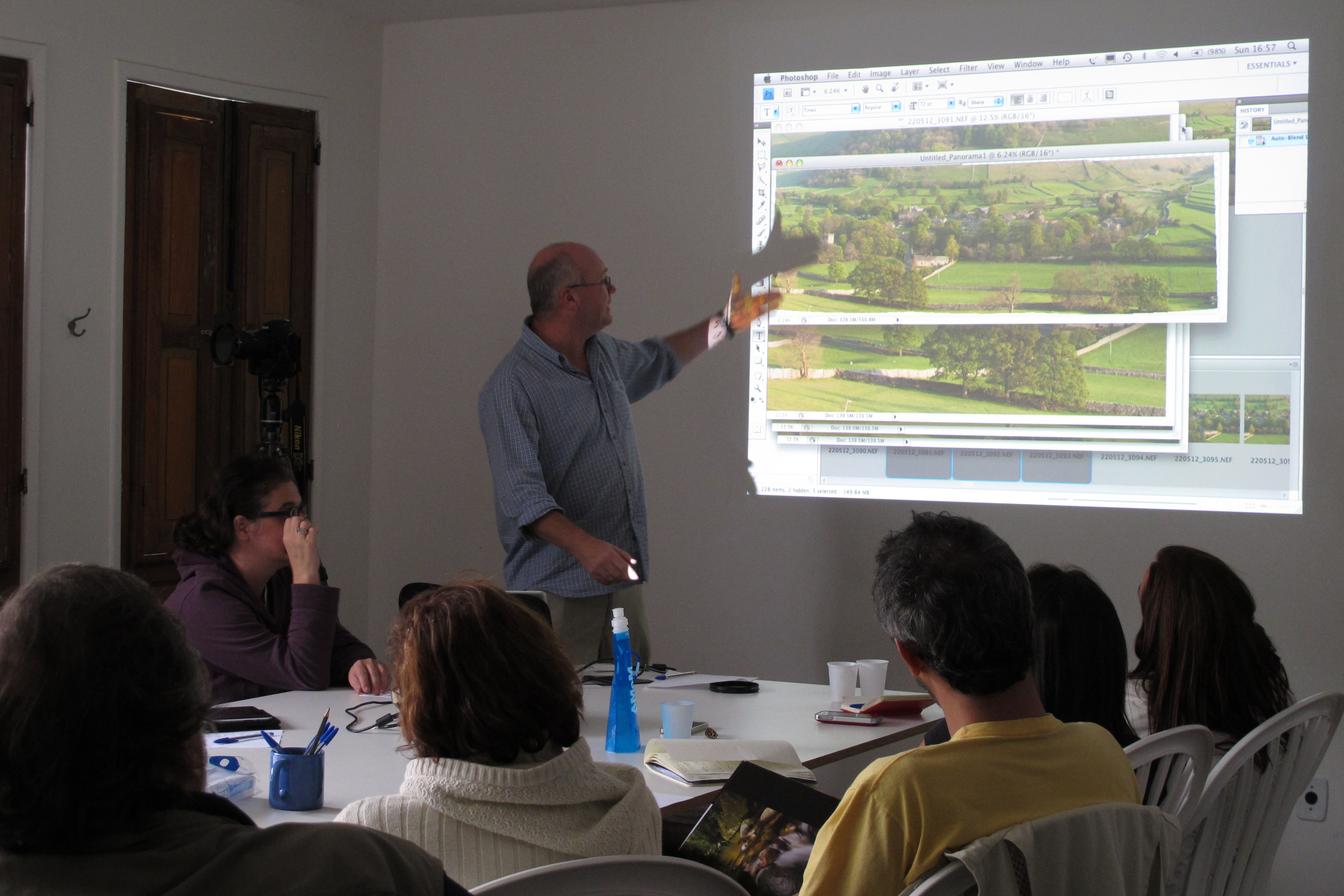 Jeremy Walker teaching a workshop in class