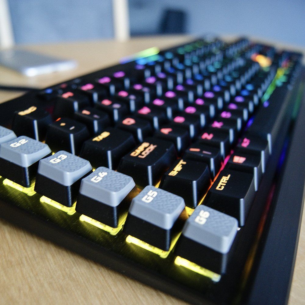 Corsair K95