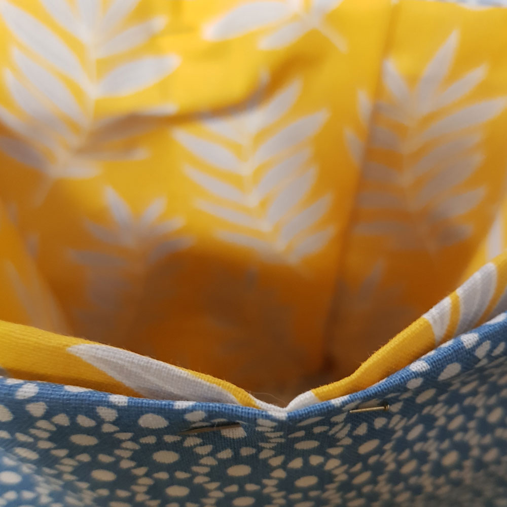 sewing fabric piece of top sides