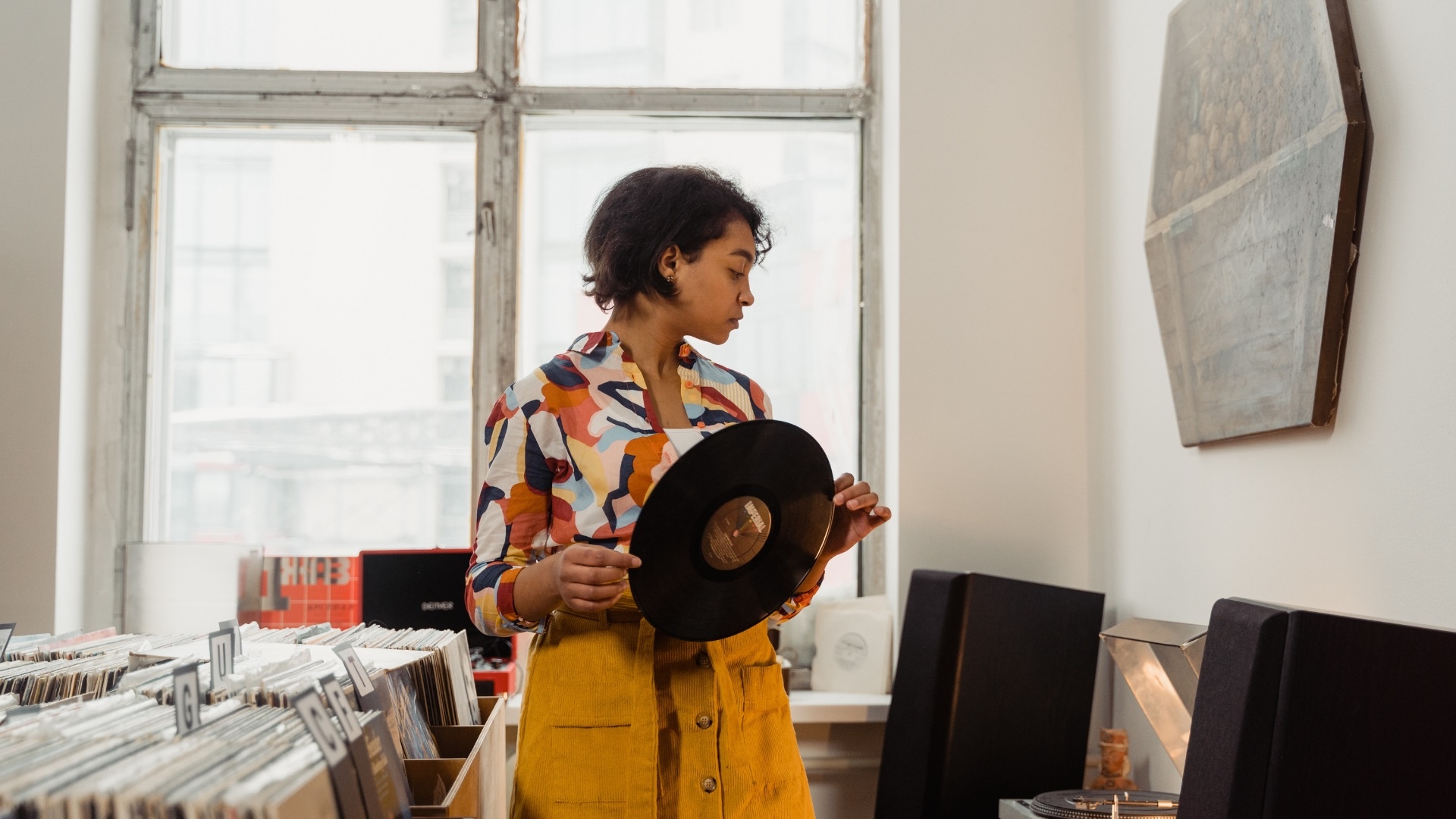 How to buy and sell vinyl records for a profit: 6 top tips