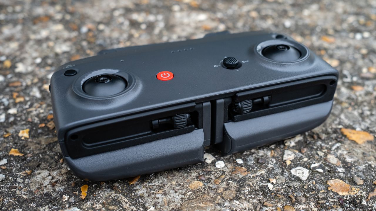 Holy Stone Sirius HS900 P2 controller stick storage