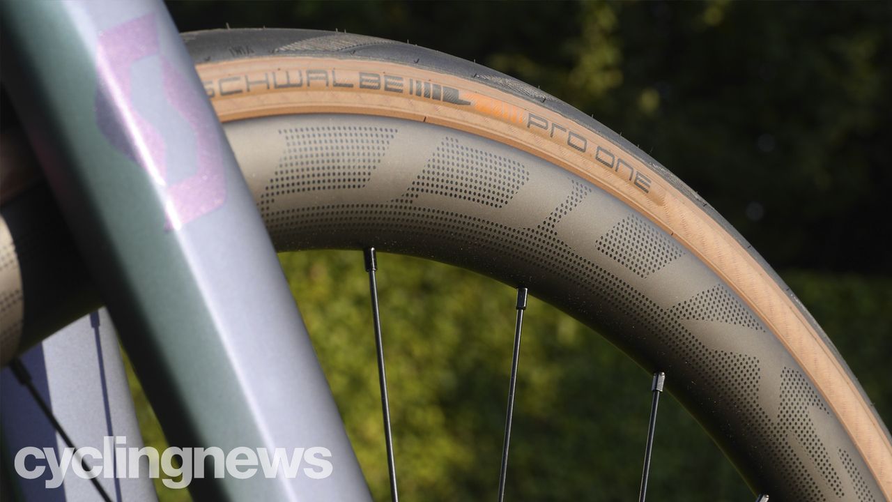 Scott Addict ERide Dura-Ace Di2