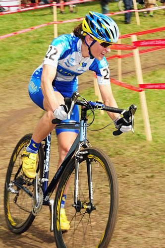 Alison Dunlap (Luna Pro Team) continuing her return to the 'cross scene.