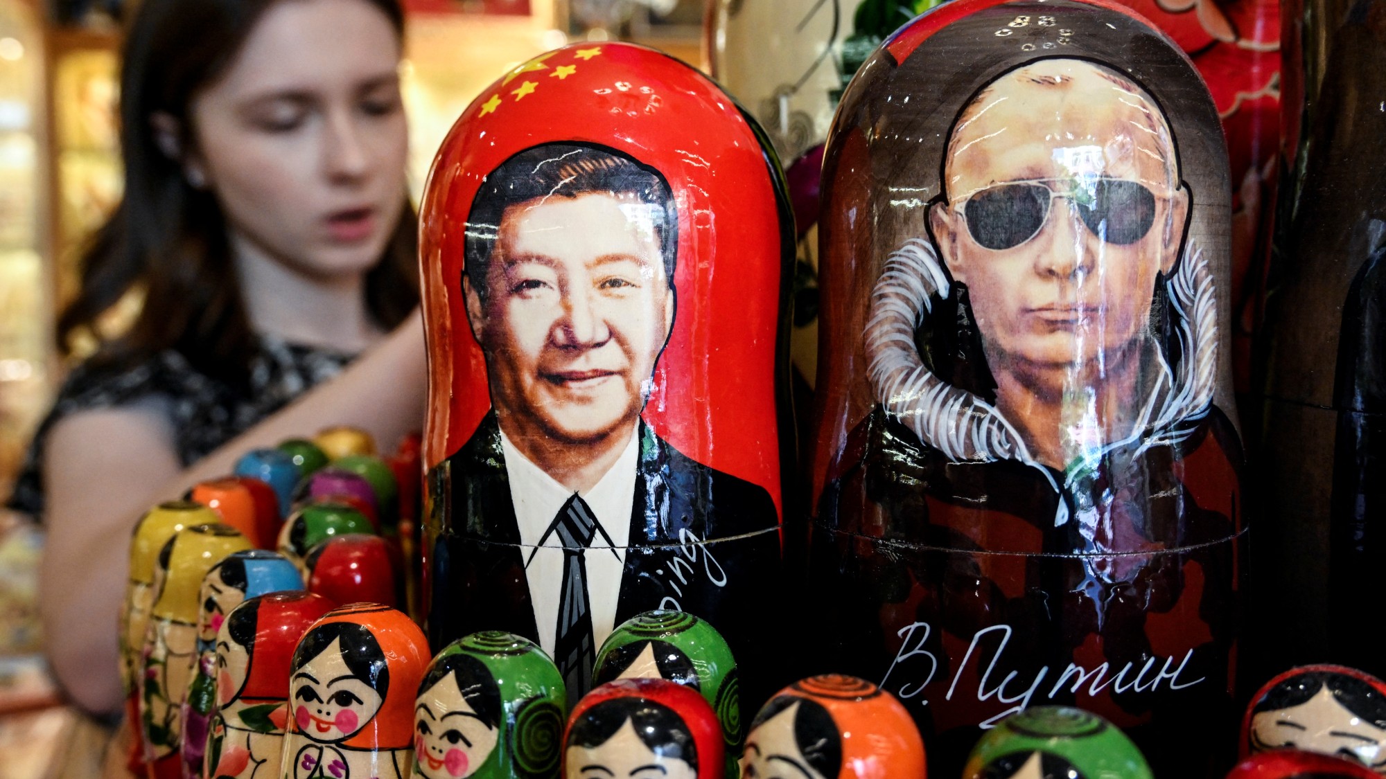 Russian wooden nesting dolls depicting Xi Jinping and Vladimir Putin for sale at a Moscow gift shop 