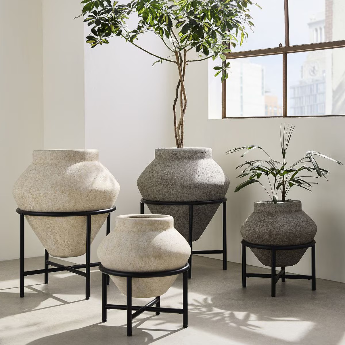 Westelm, Geometric Urn Planter w/ Stand