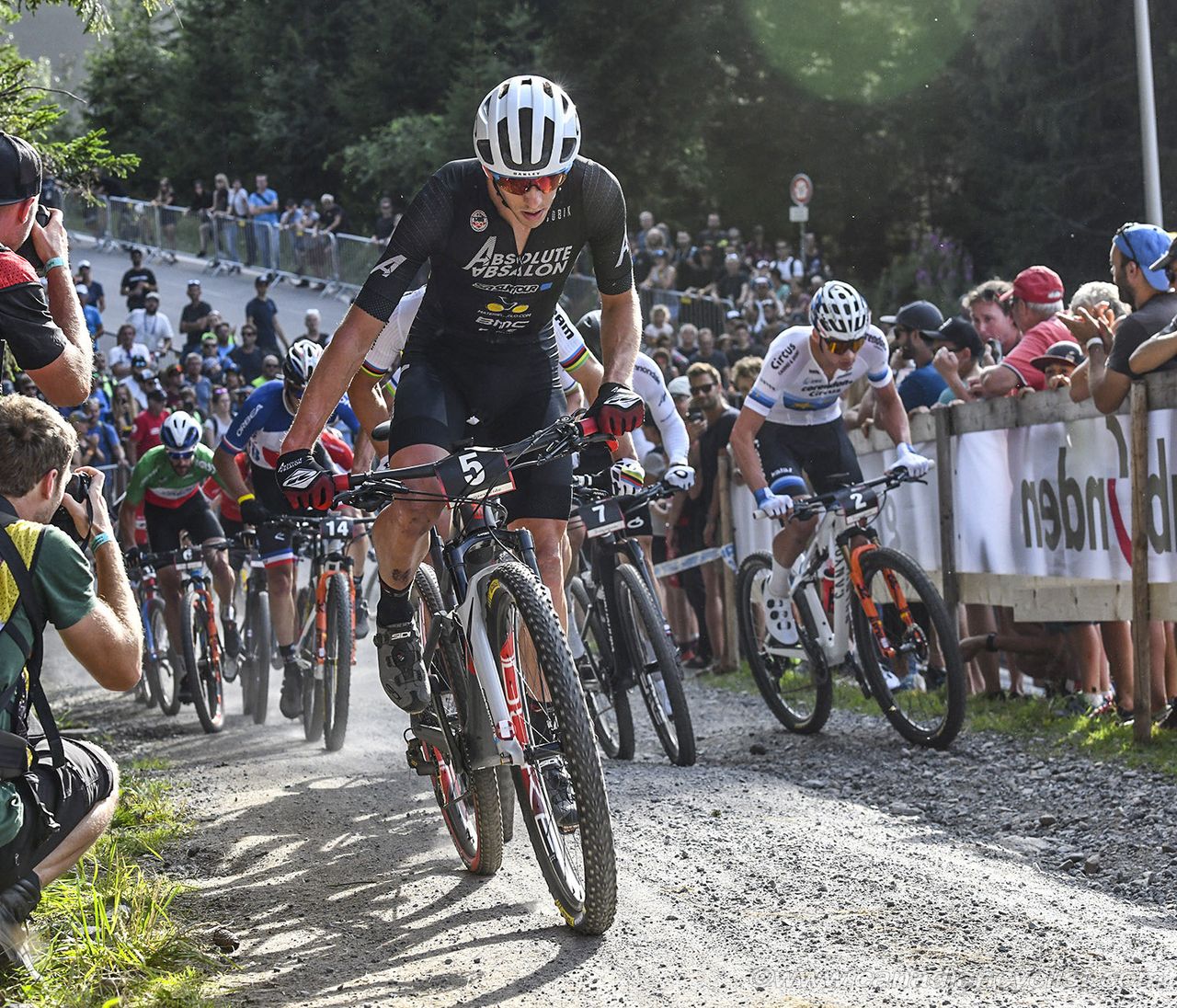 Jordan Sarrou (Absolute-Absalon) takes a turn at the front