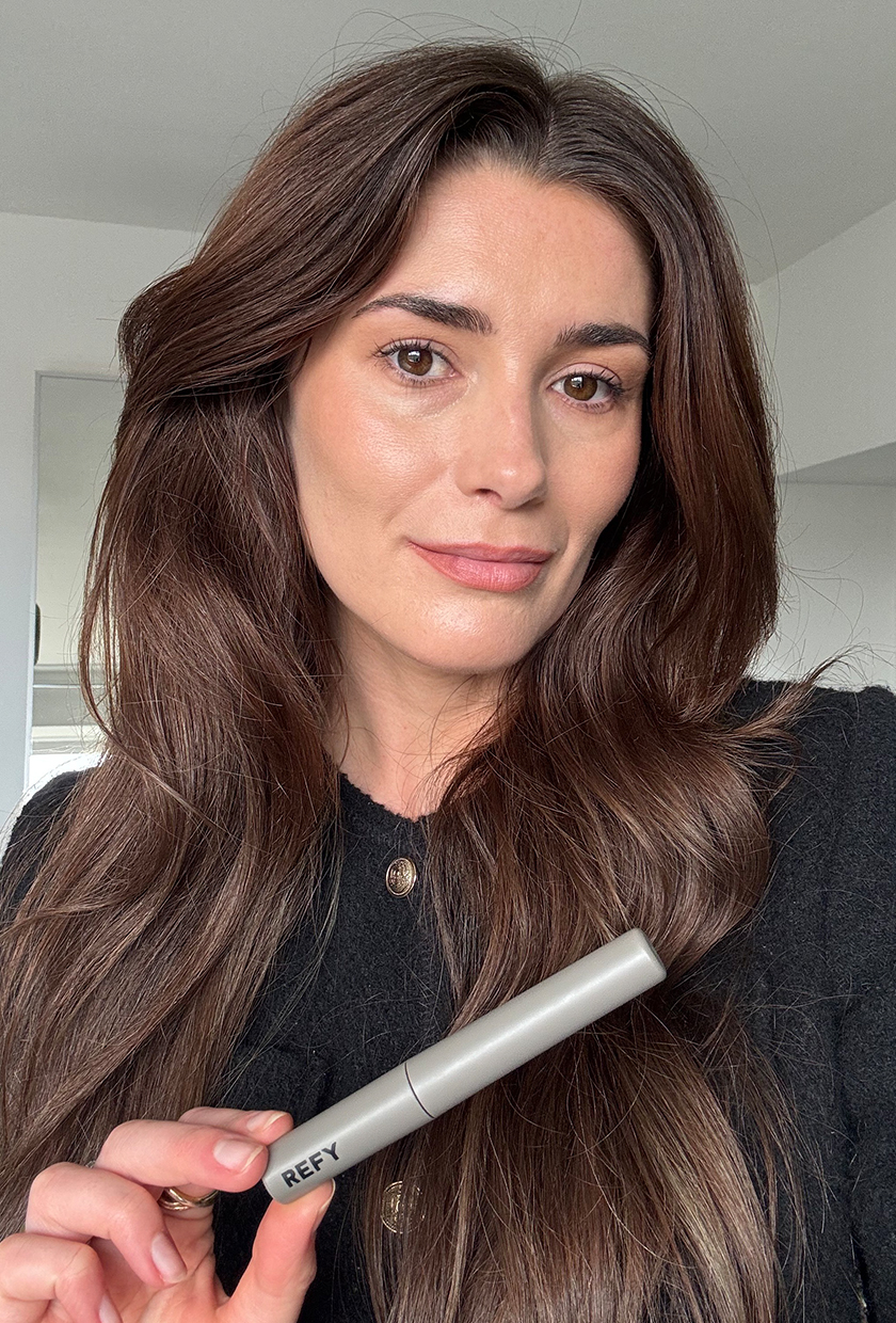 Eleanor wearing Refy lip liner in Rosewood