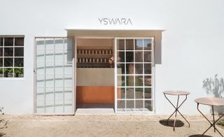 Exterior view of the Yswara Tea Room in Johannesburg, South-Africa