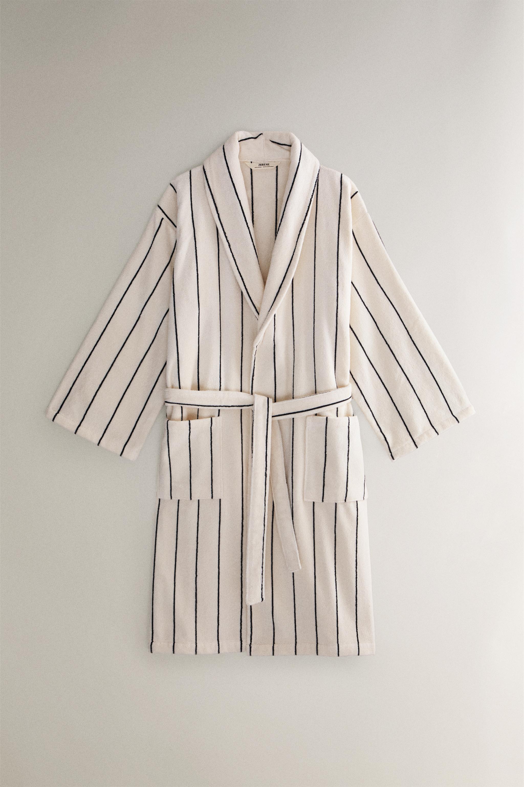 TerryCloth Bathrobe pinstripe design