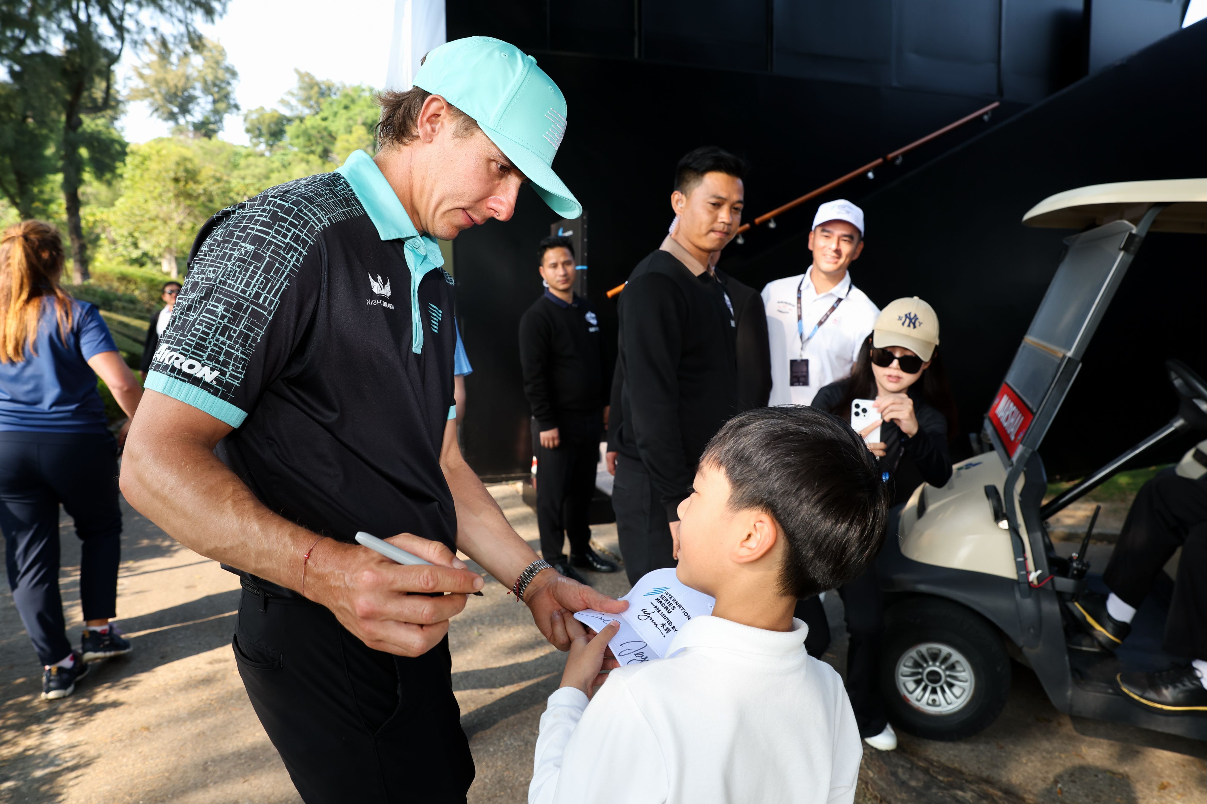 Carlos Ortiz signs for the fan after the final round of International Series Macau