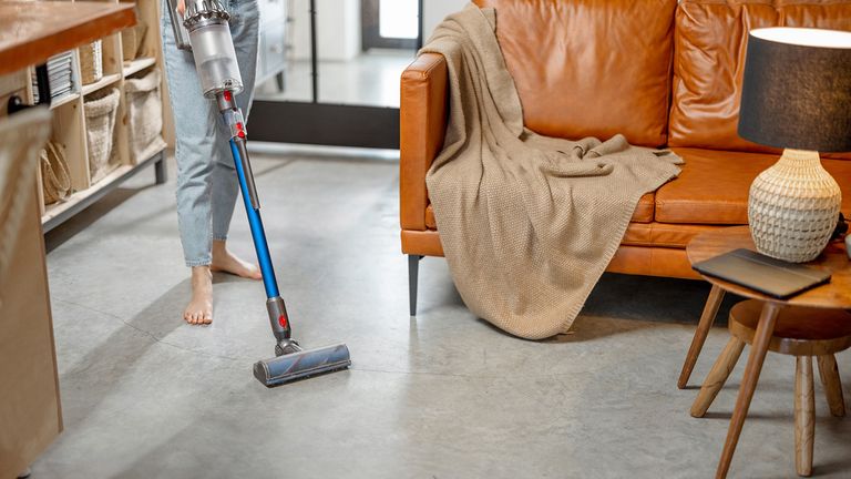 Best cordless vacuum for hardwood floors