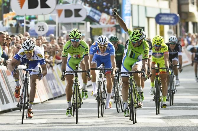 Peter Sagan (Cannondale) tried to give the win to the celebrating Oscar Gatto, but it didn't quite work out