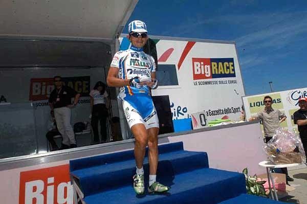 Jose Rujano (Selle Italia) appears to have recovered from his sickness two days ago
