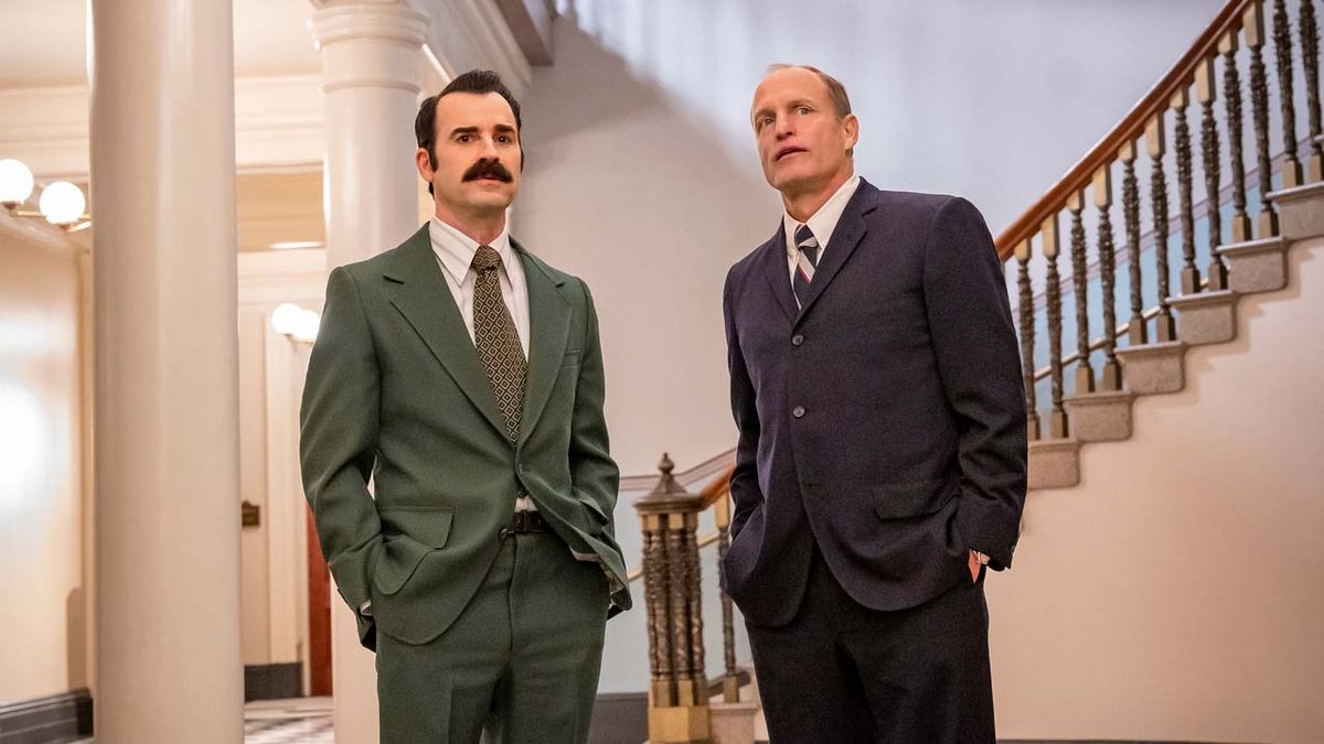 Justin Theroux and Woody Harrelson in HBO&#039;s &#039;White House Plumbers&#039;