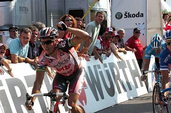 McEwen pumps his fist after winning stage five