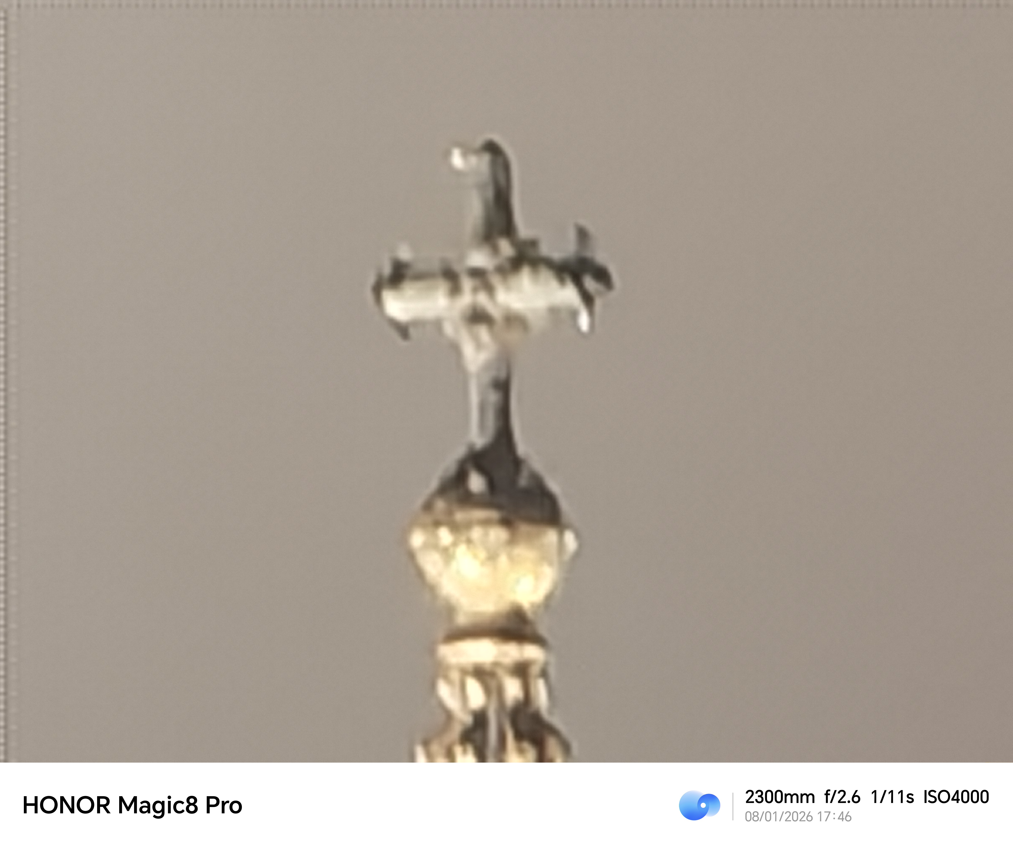 Honor Magic 8 Pro camera sample St Pauls night 100x zoom