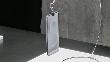 Samsung Edge slim phone