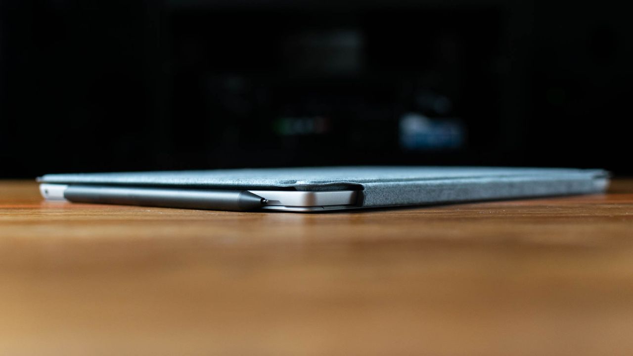 Microsoft Surface Pro 7+ side view