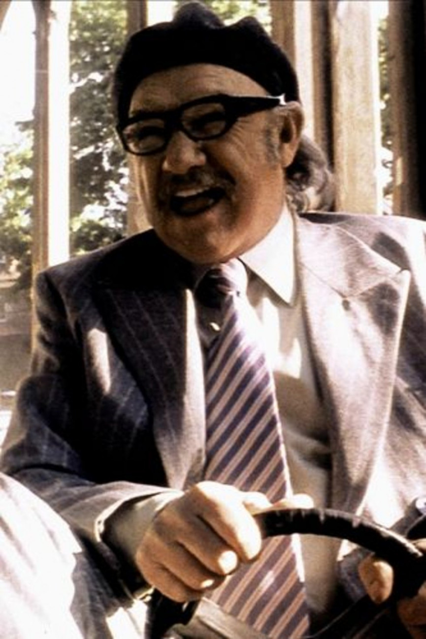 30-bespectacled-characters-on-film-4-1556696032-4RPC-column-width-inline