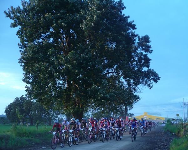 The leaders a few minutes into stage one, still on a flat section before the climbing began.