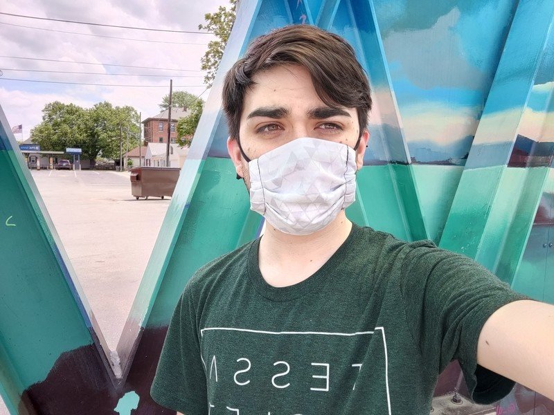 OnePlus 8 selfie