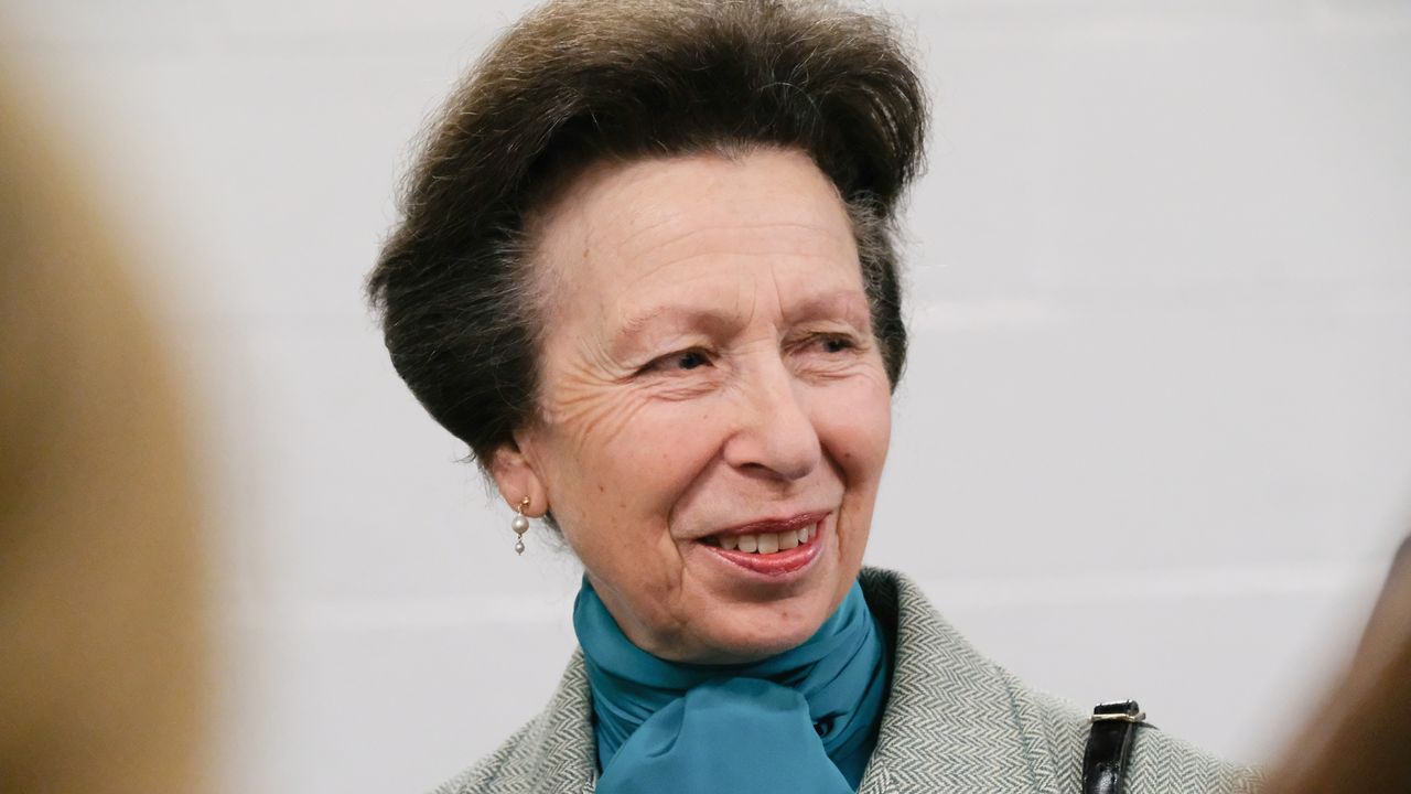 Princess Anne&#039;s thrifty hotel request