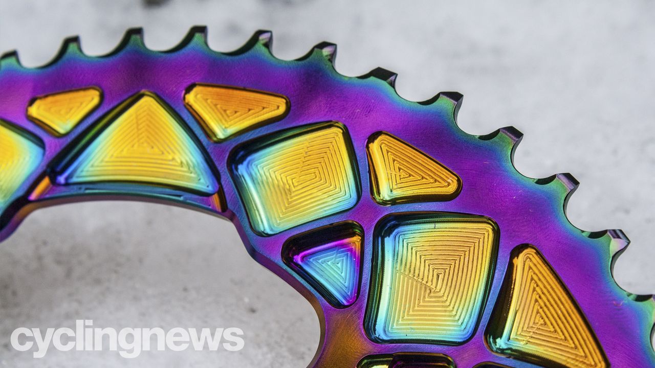 AbsoluteBlack PVD Rainbow oval chainrings