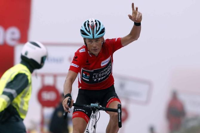 Chris Horner (RadioShack Leopard) seals Vuelta a Espana victory on the Angliru.