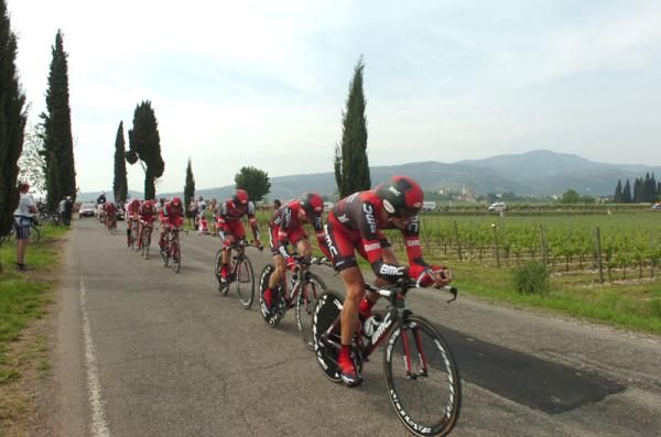 The BMC team rallied around Phinney but it wasn't enough