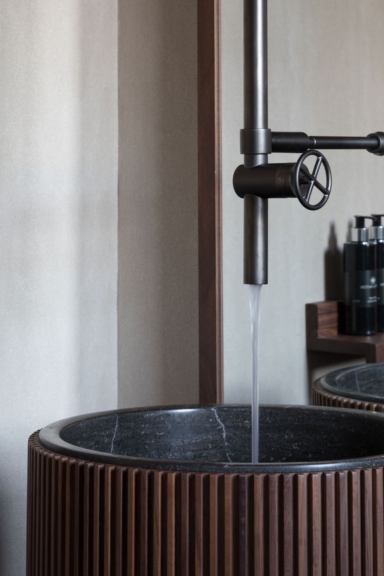 Metal pipework tap