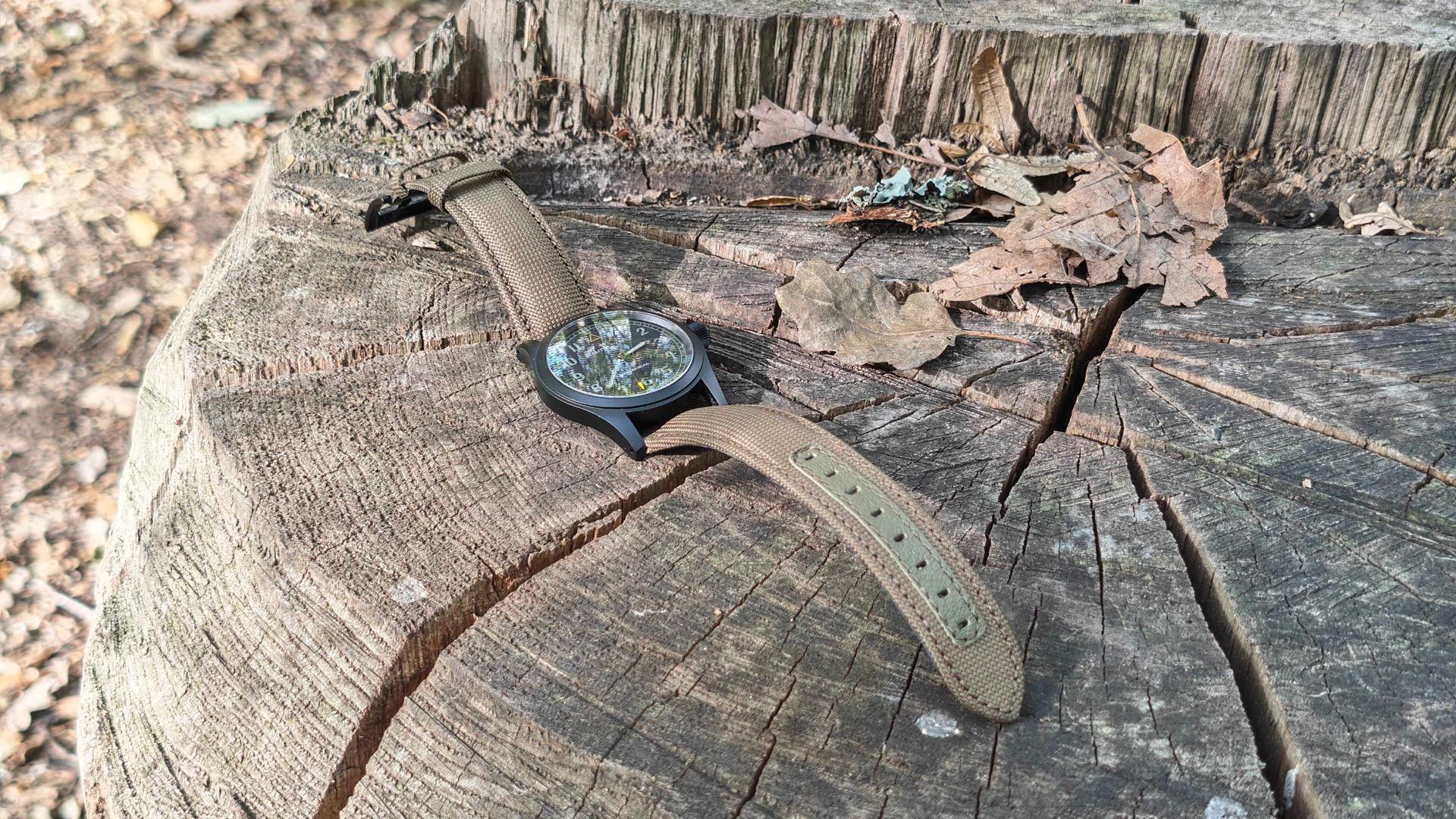 The Hamilton x Modern Warfare 4 collaboration model.