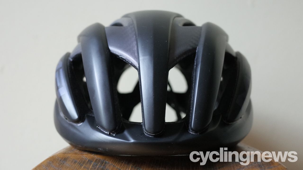 MET Trenta 3K Carbon