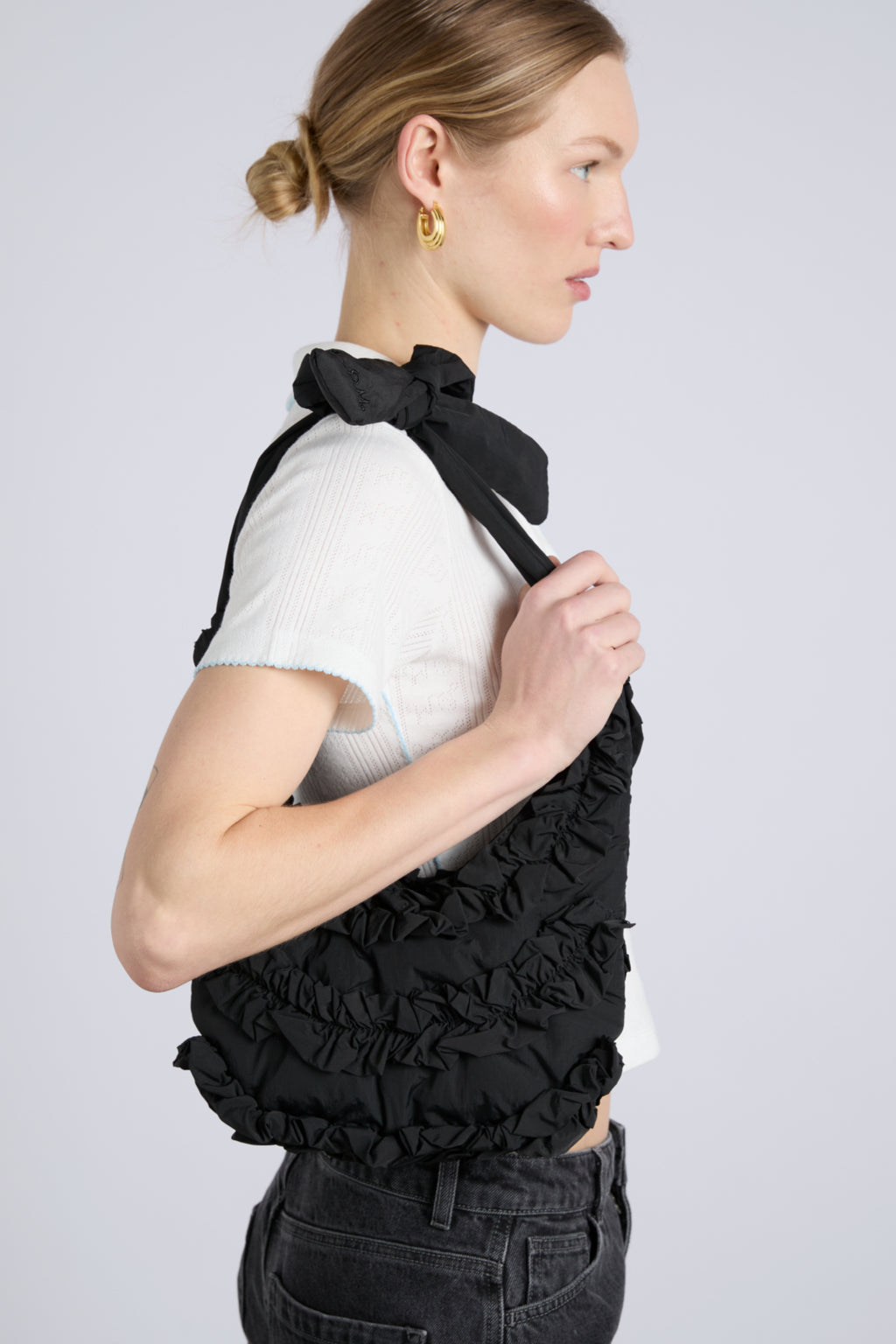 Quinn Slouchy Bag in Black